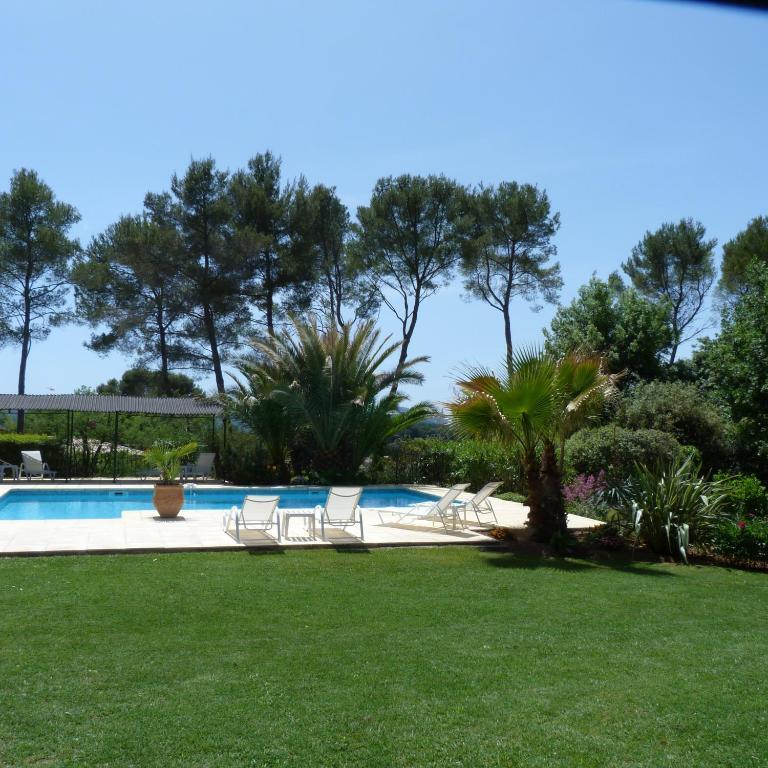 Le Mas Du Pere La Motte Exterior foto